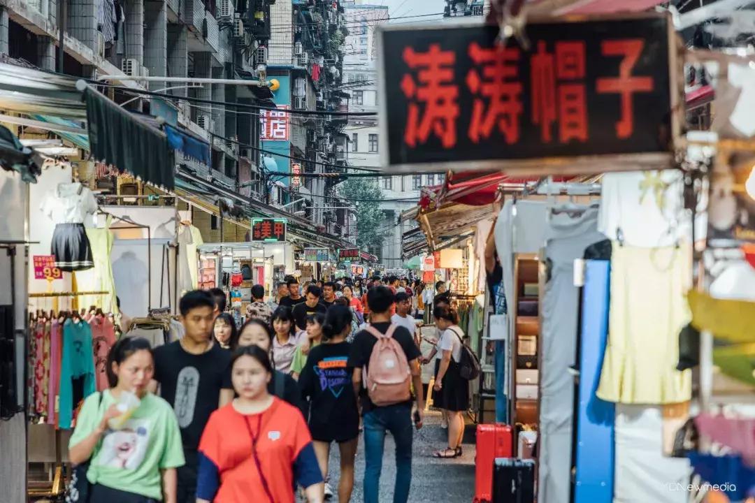 武汉大成路夜市最新动态，繁华与创新并存