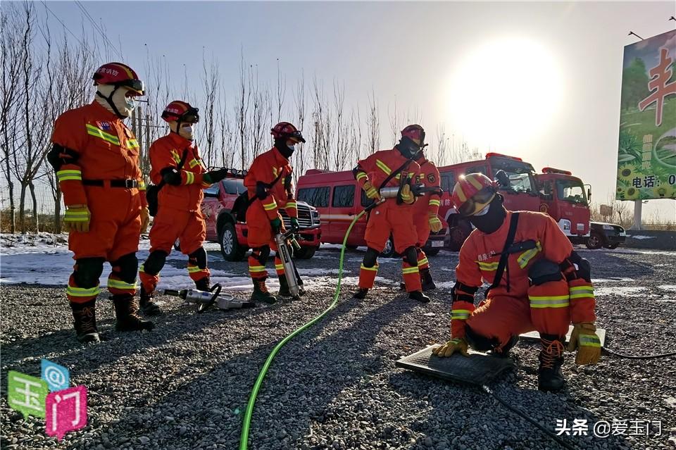 穿越时光，揭秘地震天气情报站与实时天气查询之旅的探秘之旅（实时地震网与小巷深处的秘密）