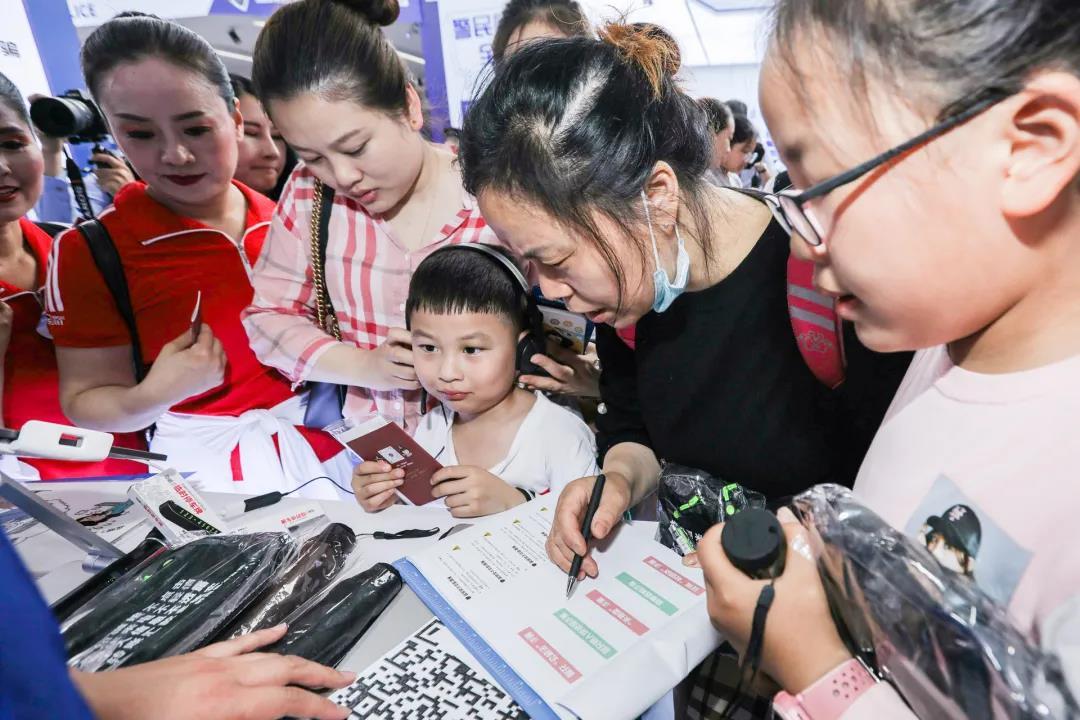 盐城气象奇幻之旅，揭秘十二月盐巷深处的实时天气预报